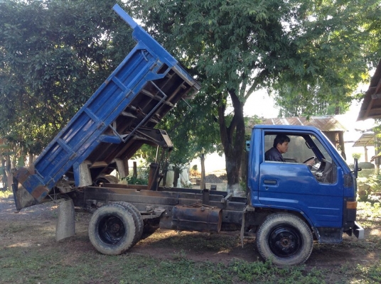 ขาย โตโยต้า ดั้ม 3 คิว ปี 33