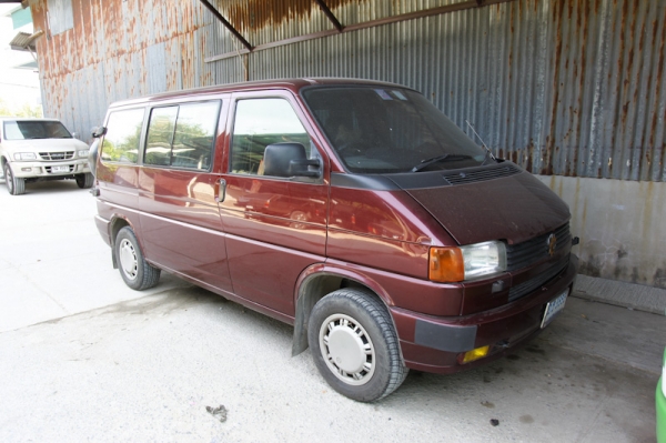 VOLKSWAGEN CARAVELLE 2.5GL 4WD SYNCRO