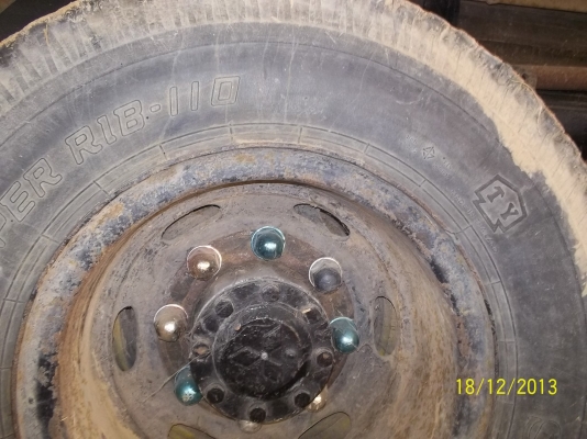 ขาย10ล้อดั้ม เพลาเดียว 145 แรง เฟืองท้ายฟูโซ่ ขาย10ล้อดั้ม เพลาเดียว 145 แรง เฟืองท้ายฟูโซ่