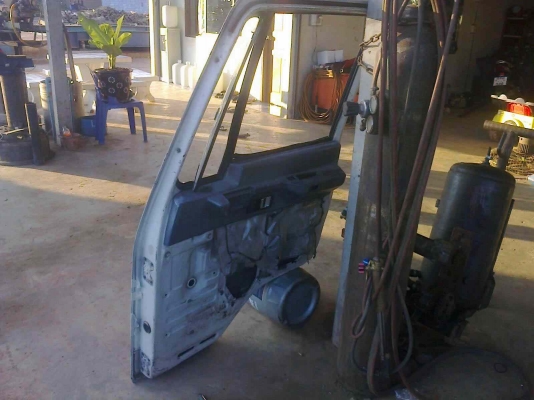 ขายประตู ร็อกกี้