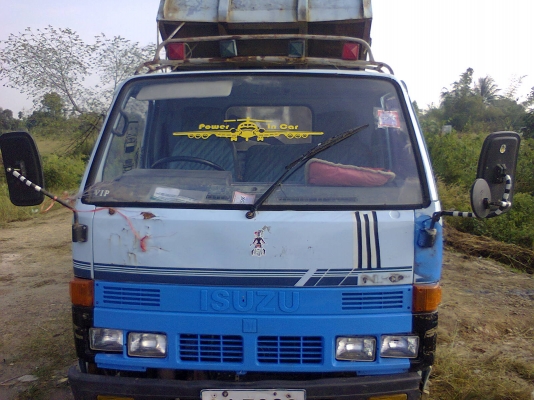 ขายรถ nkr ดั้ม110แรง ราคาลดสุดๆ300000