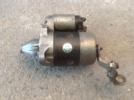 จานจ่าย-ไดร์สตาร์ท- MAZDA-121 (การ์ตูน) จานจ่าย-ไดร์สตาร์ท- MAZDA-121 (การ์ตูน)