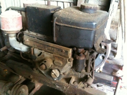 ขายเครื่อง KUBOTA รุ่นเก่าไม่เคยติดเครื่องมานานมาก