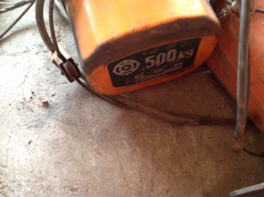 ขายรอกโซ่ไฟฟ้าเก่าญี่ปุ่นยี่ห้อ Hitachi (ฮิตาชิ)ขนาด 500kg สภาพสวยมากๆ ขายรอกโซ่ไฟฟ้าเก่าญี่ปุ่นยี่ห้อ Hitachi (ฮิตาชิ)ขนาด 500kg สภาพสวยมากๆ