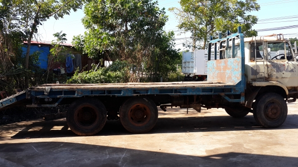 ขายด่วนไอ้หลงสองเพลาหางปลา  พร้อมใช้จัดแนนท์ได้โทร 0801515451