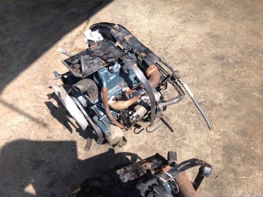 ขายเครื่องคูโบต้า 2 สูบเก่าญี่ปุ่นรุ่น Z600 ขนาด 13 แรงม้าสภาพสวยมากๆ