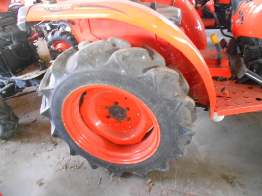 คูโบต้า L3008 แม็กซ์