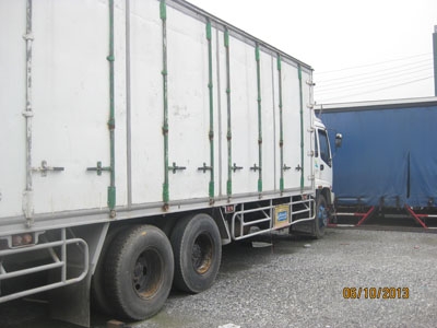 ขายสิบล้อ Isuzu FVM 230 Uro2 ปี47 ตู้สิบบานยาว 7.5 เมตร โทร 088-4501277