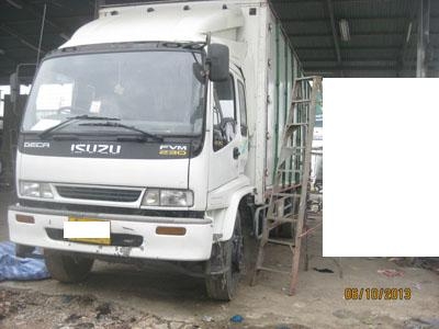 ขายสิบล้อ Isuzu FVM 230 Uro2 ปี47 ตู้สิบบานยาว 7.5 เมตร โทร 088-4501277
