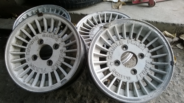 ขายล้อขอบ13 4รู114  ensure classic ชุดละ 1900