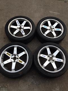 ขายล้อ TE37 ขอบ18  4/100 กว้าง7.5  พร้อมยางตามสภาพ 1ชุดครับ