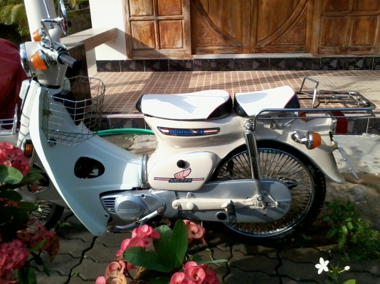 ขาย c70สภาพนางฟ้าครับ โทรมาสอบถามข้อมูลได้ครับ โทร0882321123 ทะเบียนเต็มพร้อมโอน