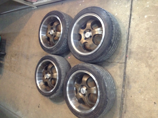 ขายแม็ก16"พร้อมยางถูกๆ