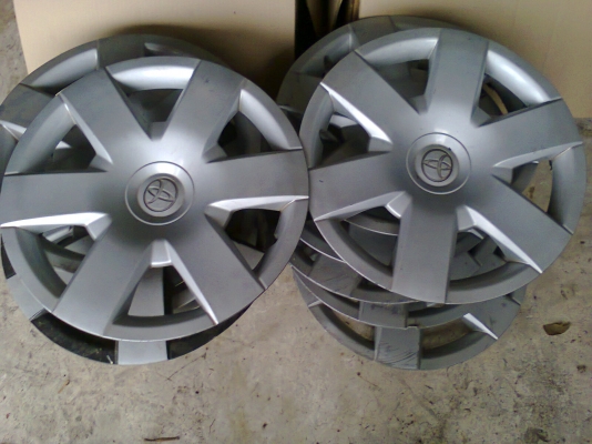 ฝาครอบล้อโตโยต้า R15 ขายโละ