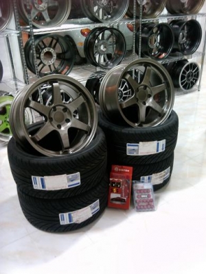 ขายแม็กซ์TE37พร้อมยาง