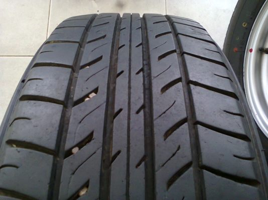 ล้ออะไหล่พร้อมยางmichelin 205-75-14