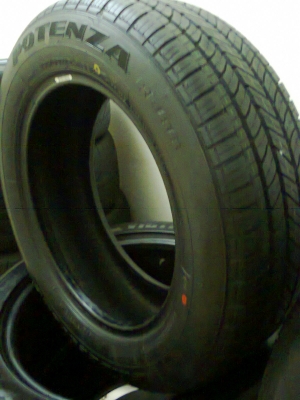 เศษยางๆ195-60-15 ดอกน้อยใช้มานานแล้วขายเส้นละ700 เศษยางๆ195-60-15 ดอกน้อยใช้มานานแล้วขายเส้นละ700