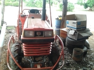 ขาย คูโบต้า L-1 20 2เพลารถไร่อ้อย สภาพเยี่ยม ตัดเพลาแล้ว พร้อมหางตีอ้อยตอ ใบเต็ม  160000