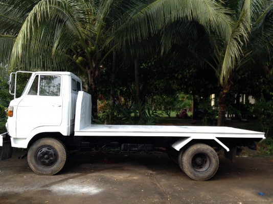 รถบรรทุก 6 ล้อ