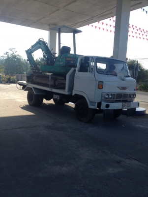 รถบรรทุก 6 ล้อ