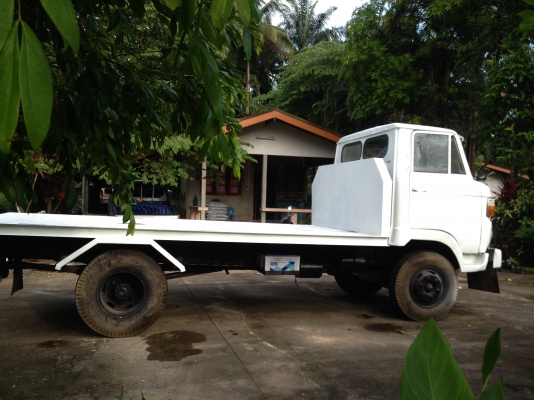 รถบรรทุก 6 ล้อ