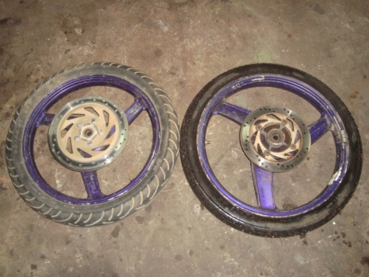 ขาย วิกเตอร์ M