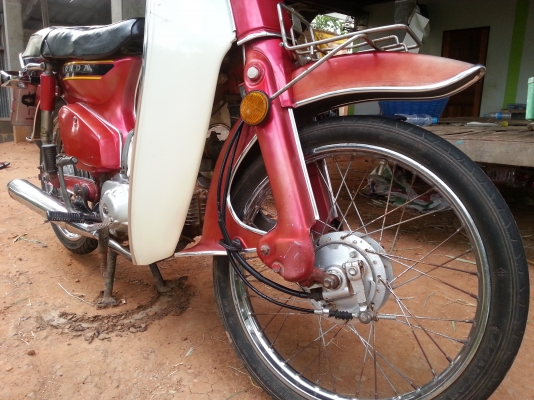 ขาย honda c900 สภาพสวย  เพียง 9500บาท เดิมๆ ทะเบียนเต็ม พร้อมโอน
