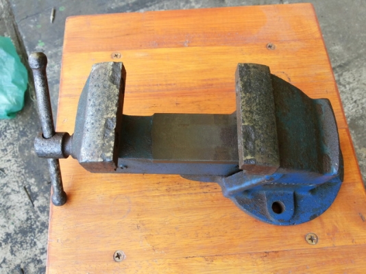 เครื่องมือเก่าเก็บ จากอังกฤษ งานเก่าเก็บ เครื่องมือเก่าเก็บ จากอังกฤษ งานเก่าเก็บ