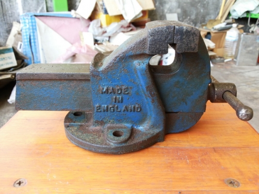 เครื่องมือเก่าเก็บ จากอังกฤษ งานเก่าเก็บ เครื่องมือเก่าเก็บ จากอังกฤษ งานเก่าเก็บ