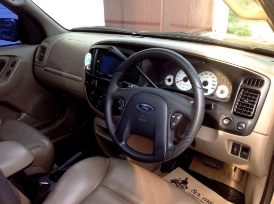 ขาย Ford Escape 3.0 cc auto 4x4 มีเล่มพร้อมโอน 279000 ขาย Ford Escape 3.0 cc auto 4x4 มีเล่มพร้อมโอน 279000