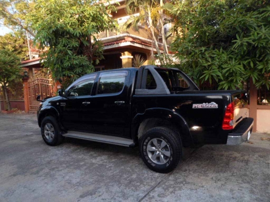 TOYOTA VIGO E 3000 cc รุ่น 4 ประตู PRERUNNER (รถบ้าน ผู้หญิงขับ ไม่เคยชน)