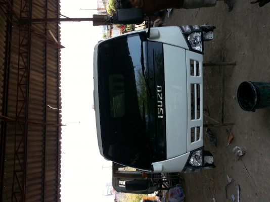 ขายครับหัวNQRสวยจัดอะไหล่ครบทุกชิ้นตกแต่งเรียบร้อยพร้อมเอาไปติดตั้งได้เลย