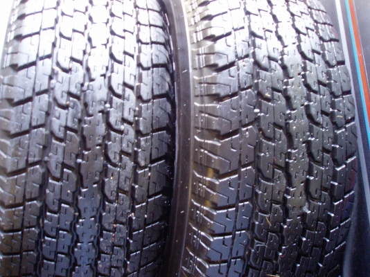 ขายยางถูกๆ265.70.16.มี3เส้นราคา3000บาท