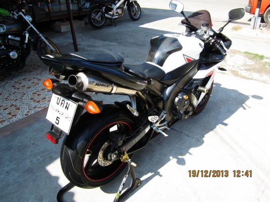 R1 ปี04 ทะเบียนพร้อมโอน(โอนนอก)ลายmoto GP ท่อไทเนียมโหดๆ