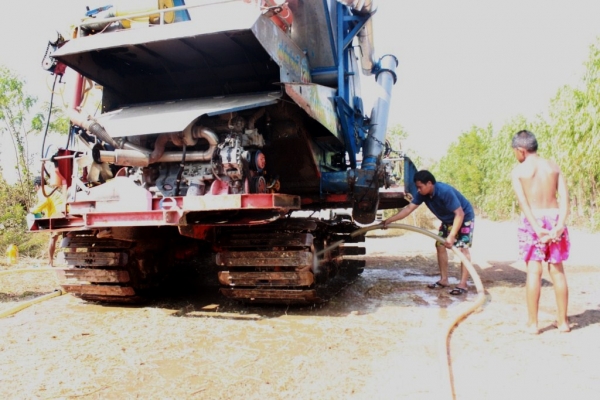 ขายรถเกี่ยวข้าว ขายรถเกี่ยวข้าว