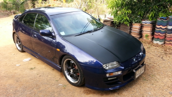 ขายรถมาสด้า 323  5ประตู