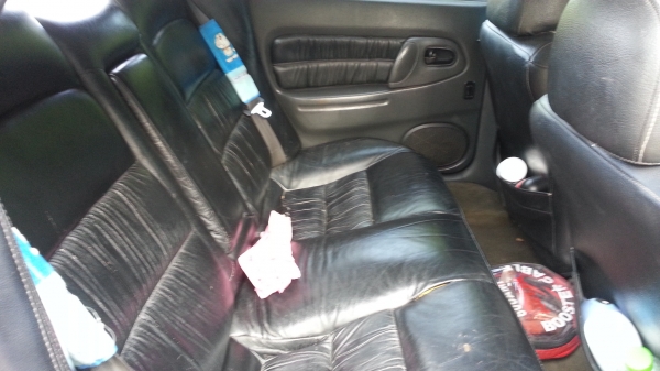 ขายรถมาสด้า 323  5ประตู