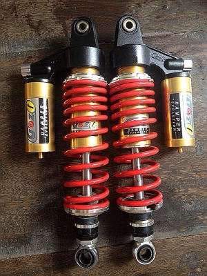 โช๊คหลังแก๊ส (สภาพเหมือนใหม่)