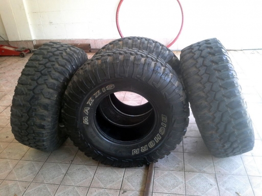 ยางmaxxis 33`` 12.50 R15 สภาพสวย