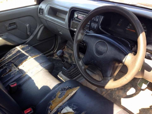 ***ขายแล้วครับขอบคุณ Truck2hand ขายตัดก่อนทำสี ISUZUSPARKEX 2.5เทอโบดราก้อน ปี40/97 เครื่องเดิมเกียร์เดิม เครื่องดี แรงดี ช่วงล่างคัสซีดีเดิมๆ มีตามดบ้าง ไม่ปะไม่ดาม กระบะไม่ผุ มีพื้นปูกระบะ หน้า-หลังเดิมไม่เคยชนหนัก สีสันบางเดิม ไม่สวยมีกระเทาะบ้าง ภายใน