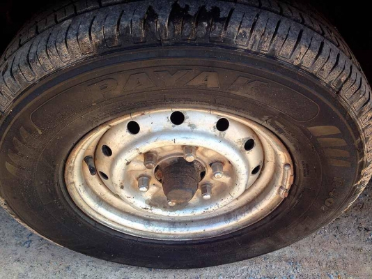 ***ขายแล้วครับขอบคุณ Truck2hand ขายตัดก่อนทำสี ISUZUSPARKEX 2.5เทอโบดราก้อน ปี40/97 เครื่องเดิมเกียร์เดิม เครื่องดี แรงดี ช่วงล่างคัสซีดีเดิมๆ มีตามดบ้าง ไม่ปะไม่ดาม กระบะไม่ผุ มีพื้นปูกระบะ หน้า-หลังเดิมไม่เคยชนหนัก สีสันบางเดิม ไม่สวยมีกระเทาะบ้าง ภายใน