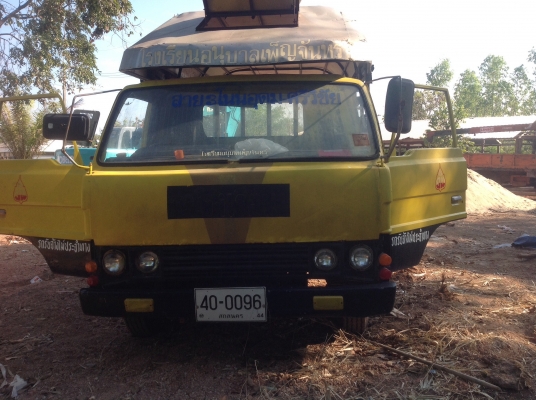 ขายรถ6ล้อรับส่งนักเรียน ขายรถ6ล้อรับส่งนักเรียน