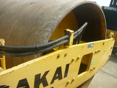 รถบดสั่นสะเทือน 10 ตัน Sakai SV505D สภาพใหม่กิ๊บ มีให้เลือกหลายคัน สภาพเนี๊ยบทุกคัน รถนอกแท้ ยังไม่ผ่านการใช้งานในไทย100\%