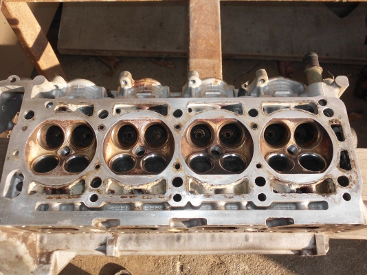 ขายฝาสูบเบ็นซ มือสอง w 124