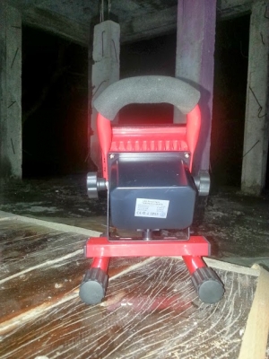 เจ้าพายุLEDใช้ได้นานกว่า3ชั่วโมงด้วยคุณสมบัติเฉพาะตัวของหลอดไฟที่ให้แสงสว่างได้ดีเท่าไฟสปอทไลน์ (มีสองขนาดชอบสีไหนบอกได้ครับ) เจ้าพายุLEDใช้ได้นานกว่า3ชั่วโมงด้วยคุณสมบัติเฉพาะตัวของหลอดไฟที่ให้แสงสว่างได้ดีเท่าไฟสปอทไลน์ (มีสองขนาดชอบสีไหนบอกได้ครับ)