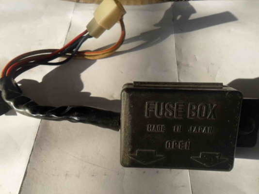 กล่องkawazaki kz750