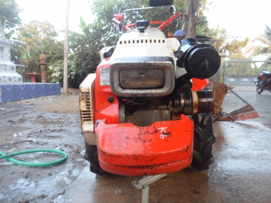 รถพรวนดินเดินตาม KUBOTA T702