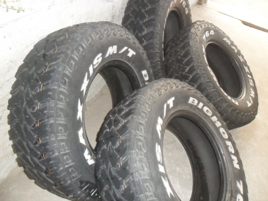 ยาง MAXXIS BIGHRON 245/75R16ปี10 สวยๆ 4 เส้น ราคา 5900 บาท