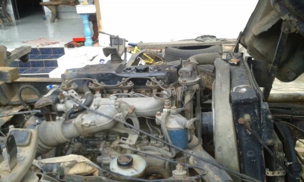 รถอีซูซุ 6 ล้อดั้ม 115 แรงม้า ปี 38. สนใจติดต่อ 081 - 6079515 รถอีซูซุ 6 ล้อดั้ม 115 แรงม้า ปี 38. สนใจติดต่อ 081 - 6079515