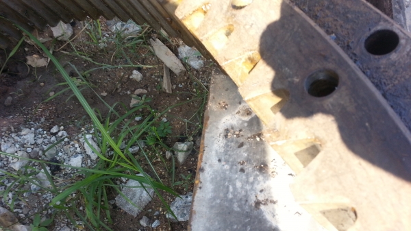 ขายด่วน เอียวสวิง HITACHI EX200-3